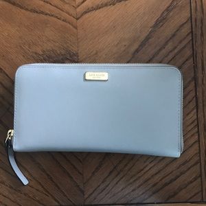 Kate Spade zip around wallet